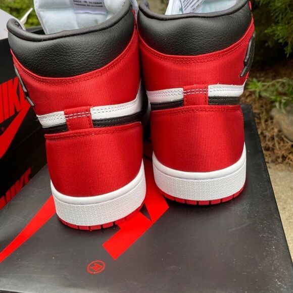 Nike WMNS Air Jordan 1 High OG Satin Black Toe Black Red CD0461-016 Women's 10. - Picture 3 of 7